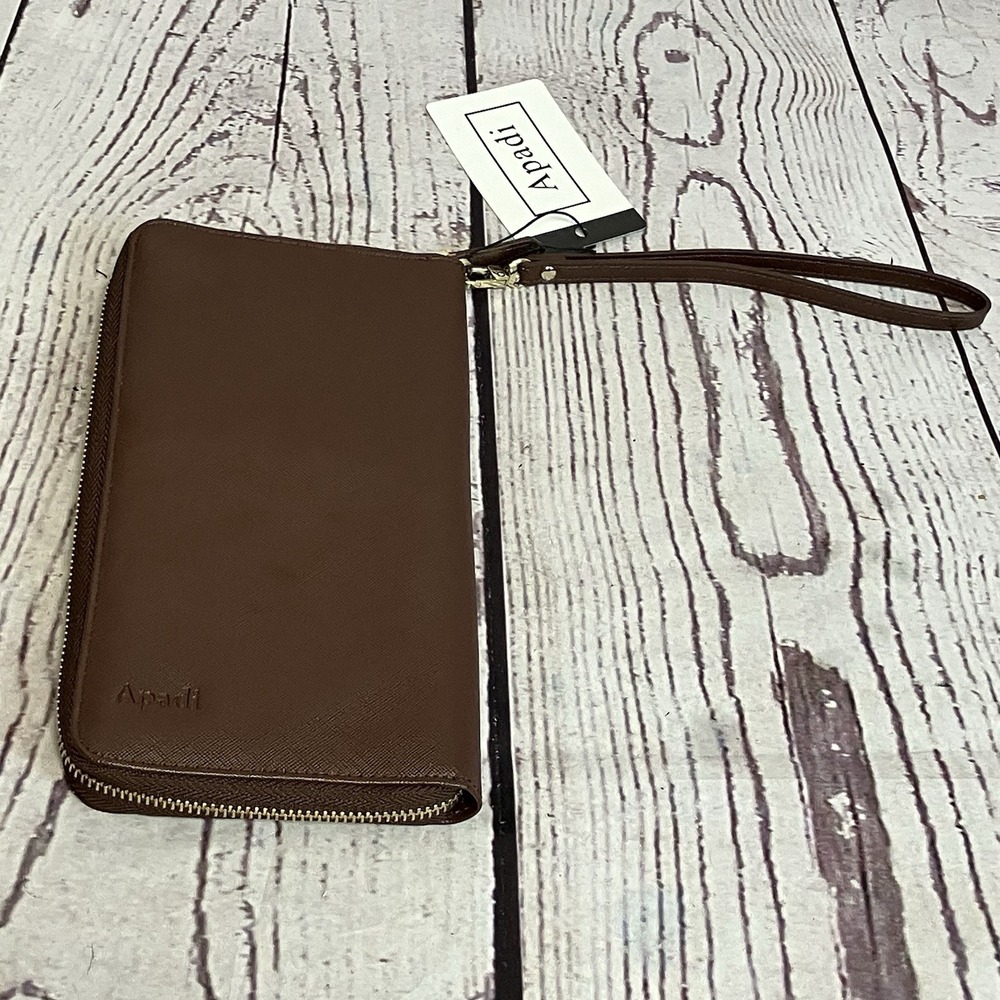 Apaldi Brown Leather Zip Around Wallet RFID Blocking Rectangle
